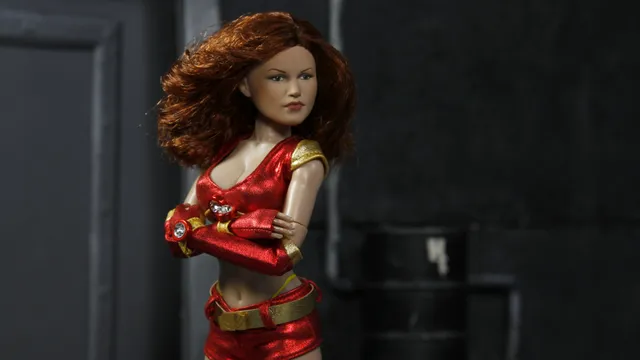 E08: Female Superhero