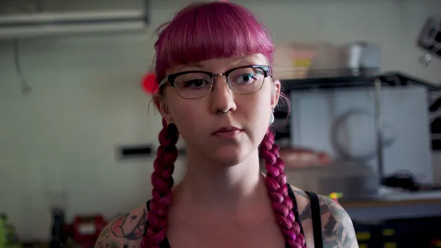 E07: LISA WINTER, ROBOT BUILDER